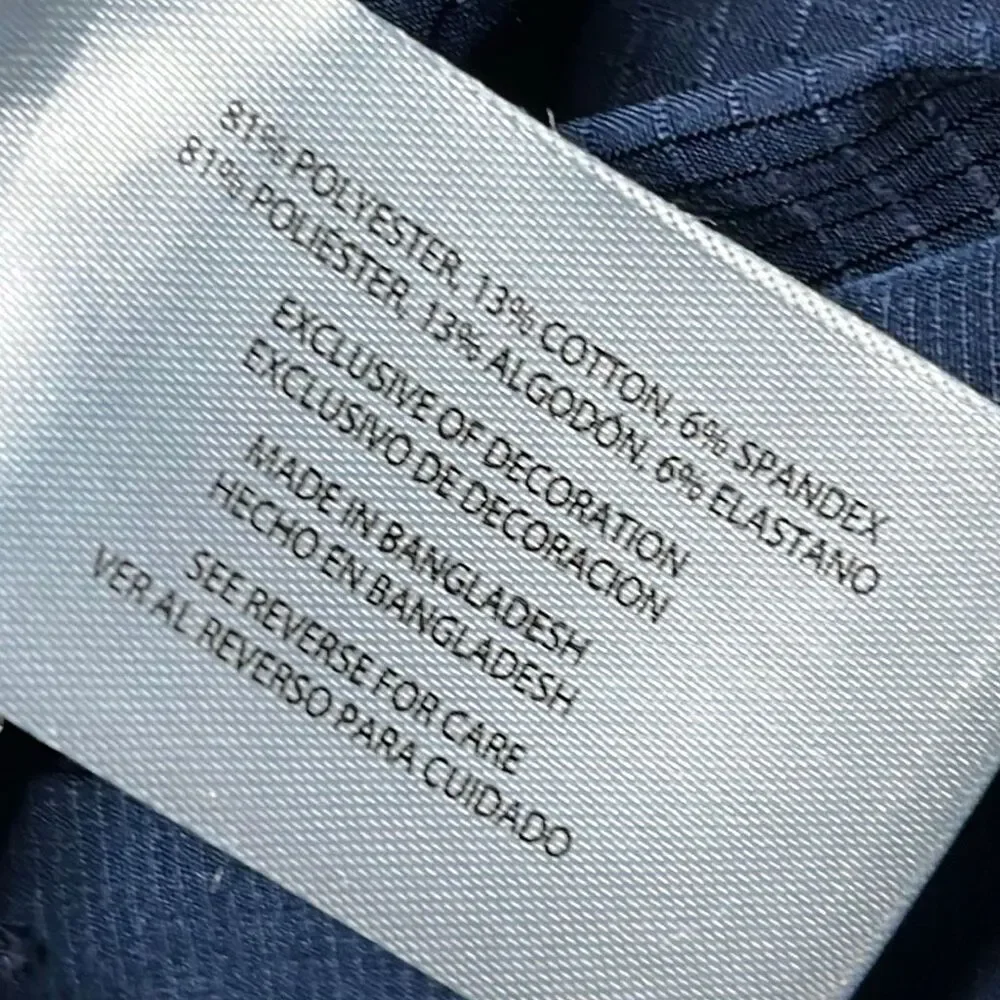 Banana Republic excellent see
